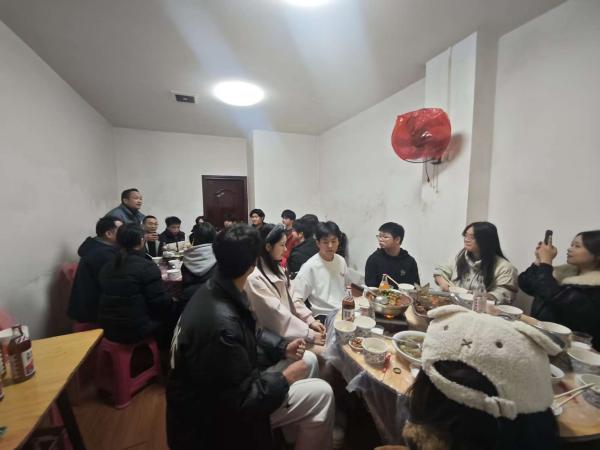 14581ea819c06a8a9cbd5958e64f2b9e